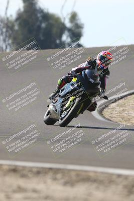 media/Nov-02-2025-Lets Ride (Sun) [[f7a3caa734]]/C Group/1240pm (Turn 2 Outside)/